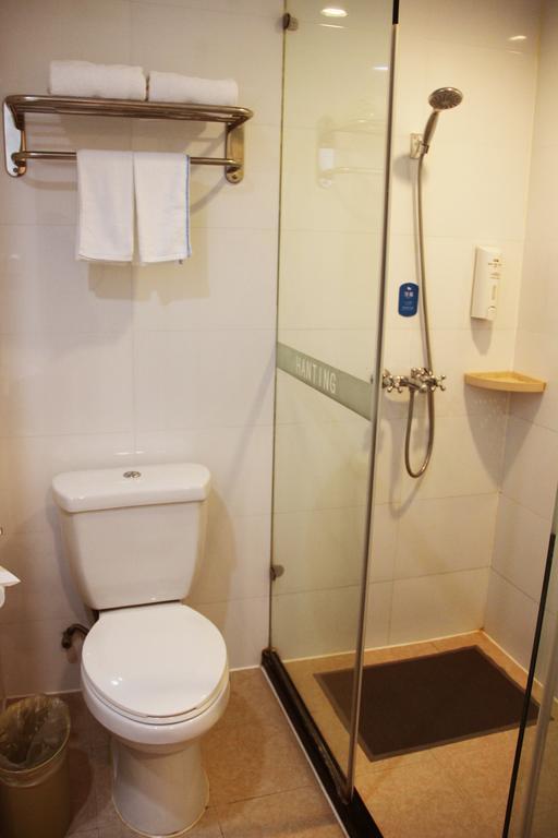 Hanting Express Jinzhou Luoyang Road Central Avenue 部屋 写真