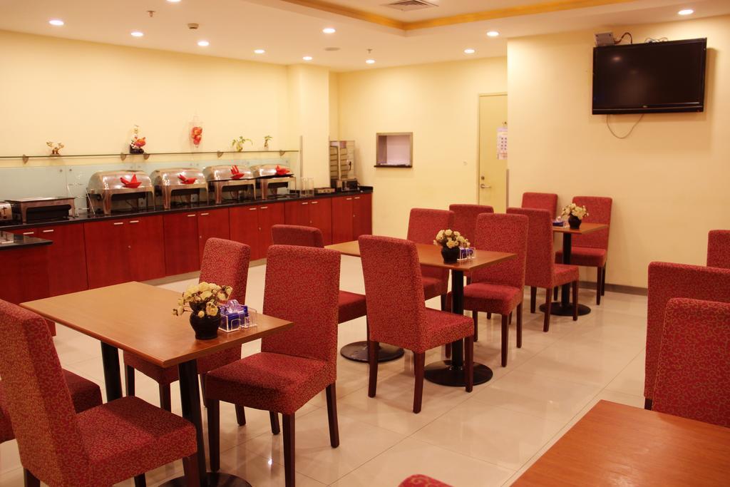 Hanting Express Jinzhou Luoyang Road Central Avenue エクステリア 写真