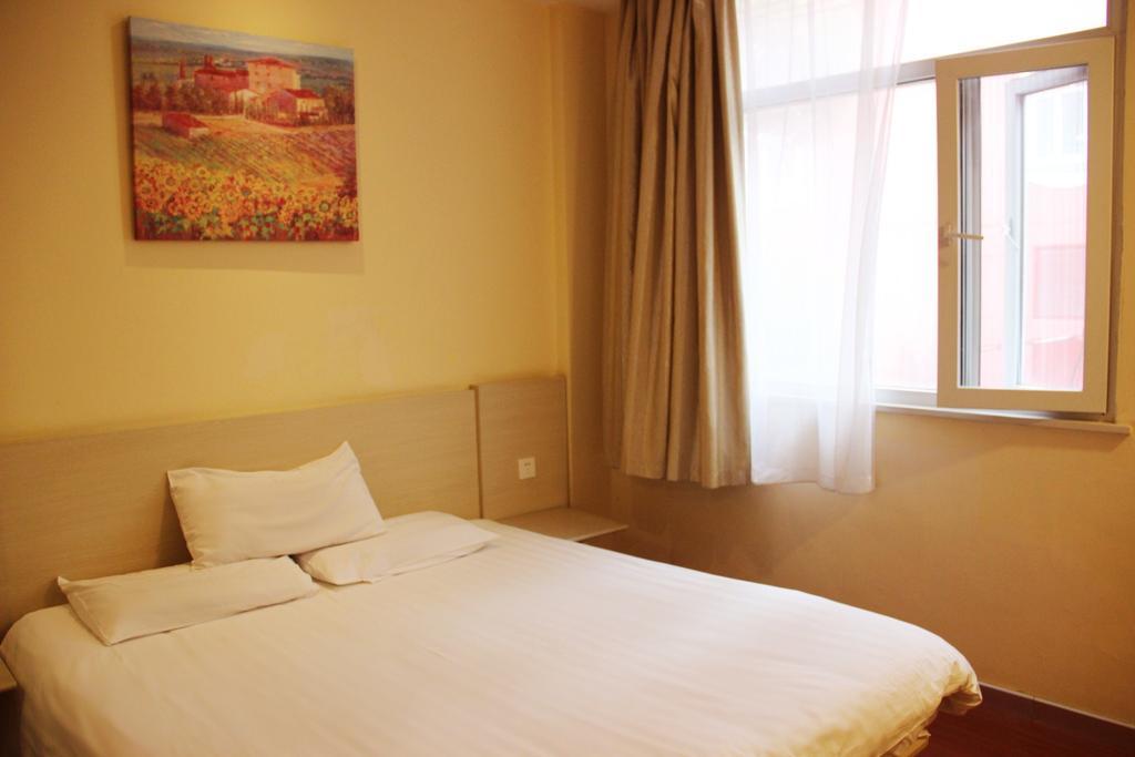 Hanting Express Jinzhou Luoyang Road Central Avenue 部屋 写真